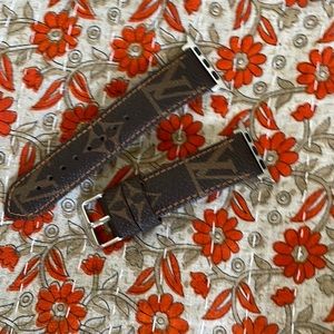 Louis Vuitton - excellent condition - 45mm or 44mm Apple Watch band